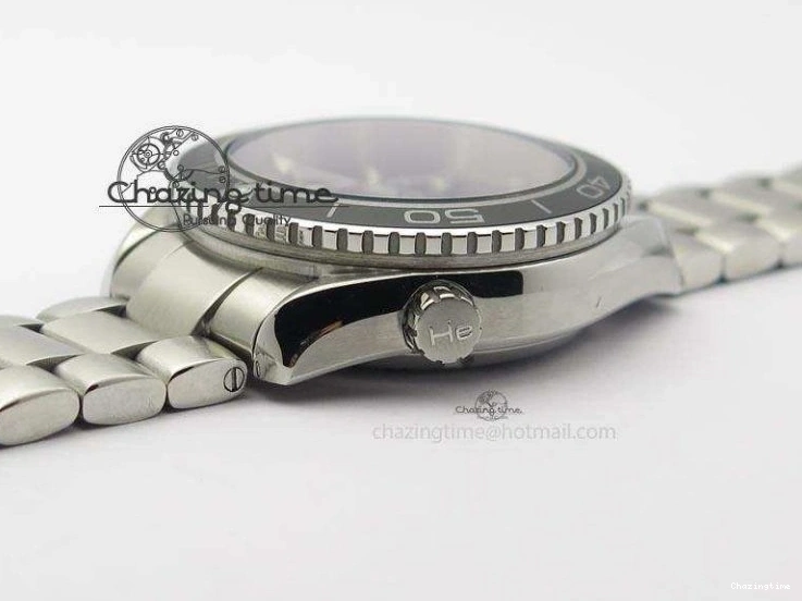 0507 Planet Ocean SS Bp Maker 45mm Black Bezel On SS Bracelet A OnTrend 8218